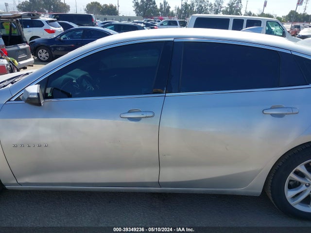 Chevrolet MALIBU LT 2018 1G1ZD5ST8JF152891 Image 14