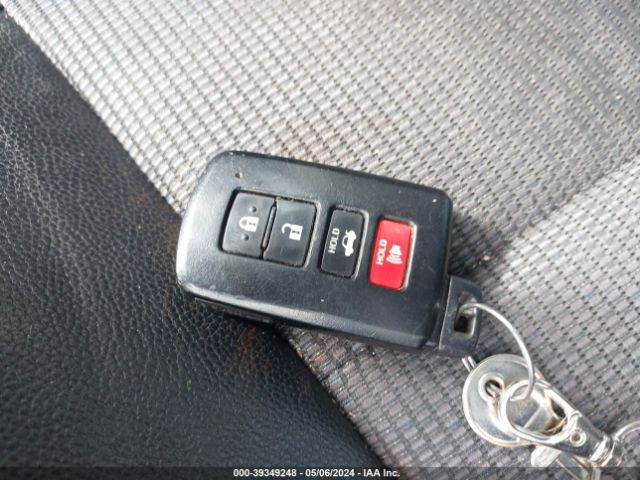 2T1BURHE9HC866587 Toyota COROLLA SE