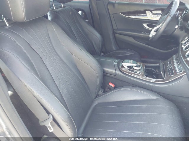 Mercedes-Benz E 300 2019 WDDZF4JB3KA525893 Image 5