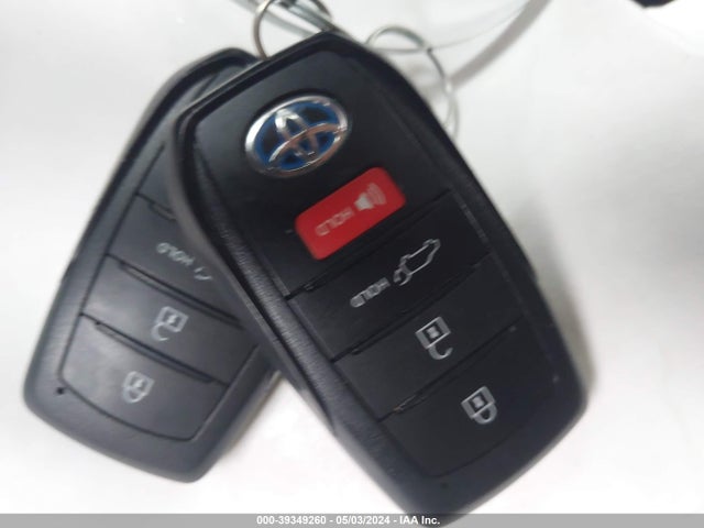 Toyota Venza Xle 2022 JTEAAAAH9NJ103572 Image 11