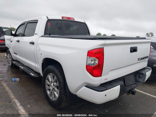 5TFFY5F18EX152977 Toyota Tundra Limited 5.7l V8