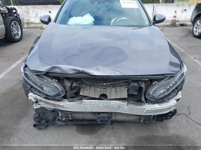 Honda ACCORD LX 2018 1HGCV1F17JA206711 Image 13