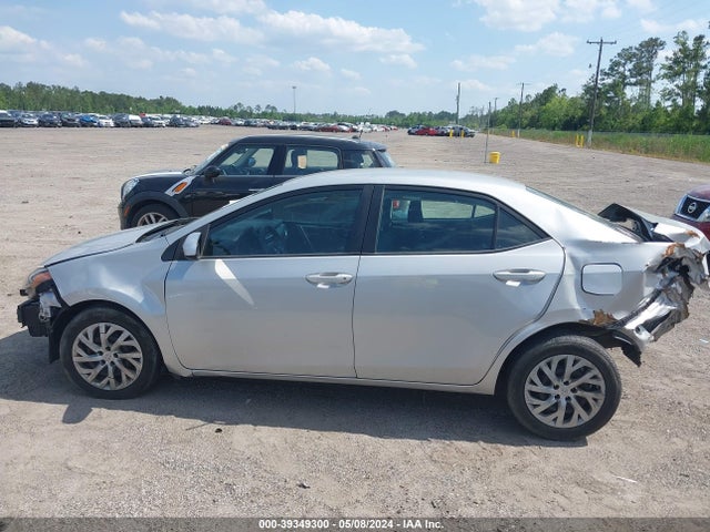 Toyota COROLLA LE 2018 2T1BURHE8JC118807 Image 13
