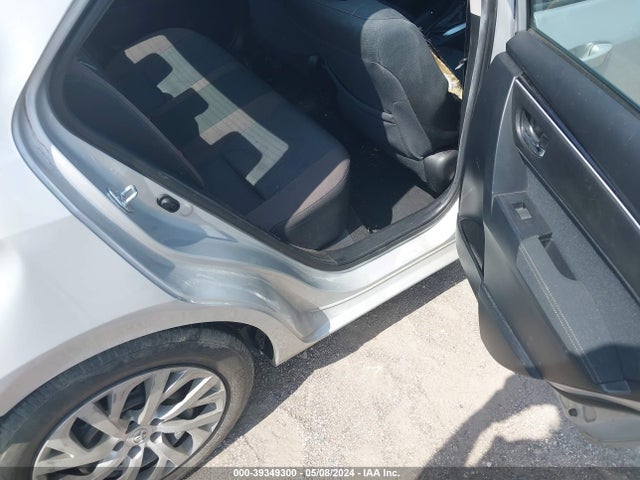 Toyota COROLLA LE 2018 2T1BURHE8JC118807 Image 8