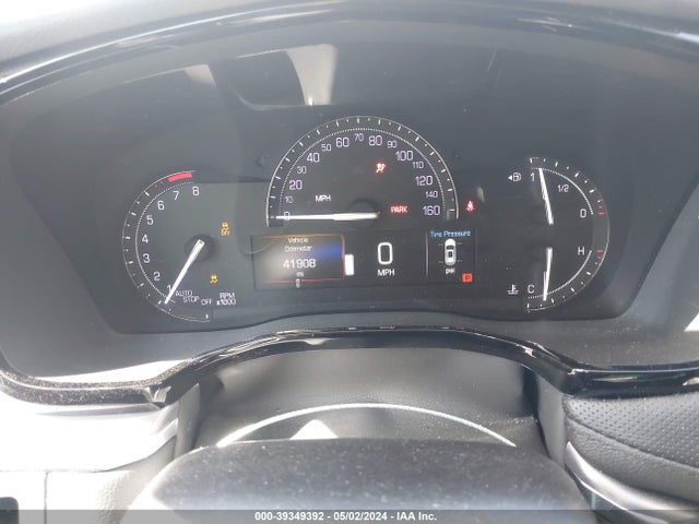 1GYKNCRS0KZ177821 Cadillac XT5 LUXURY
