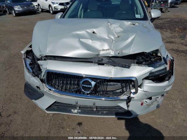 7JR102FK6LG043702 Volvo S60 T5 Momentum