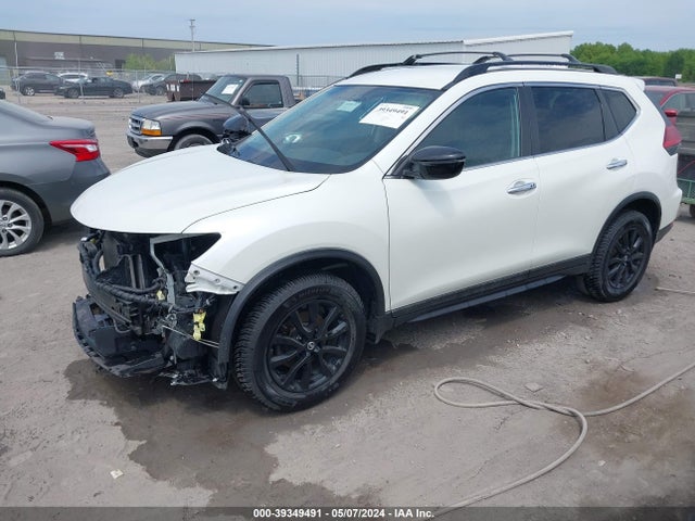 Nissan ROGUE SV 2017 5N1AT2MV5HC799793 Image 2