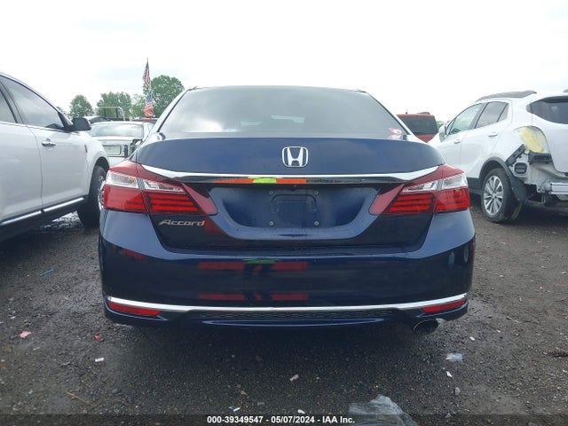 Honda ACCORD LX 2017 1HGCR2F33HA149817 Image 16