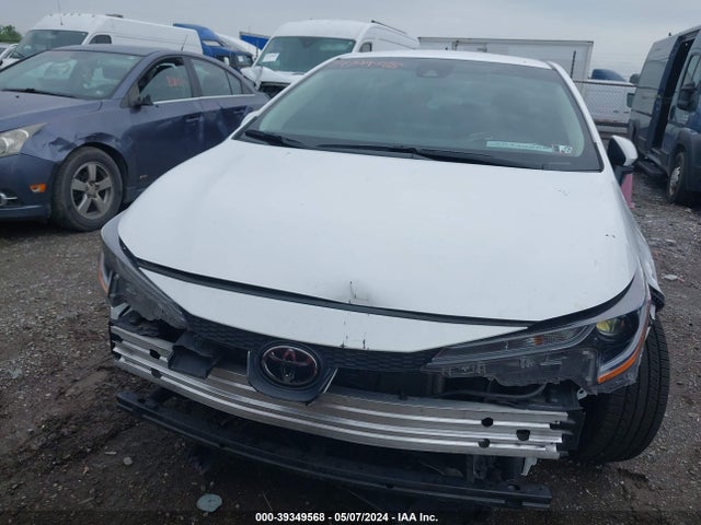 Toyota COROLLA LE 2022 5YFEPMAE1NP375041 Image 9
