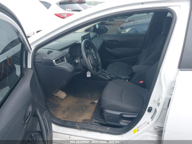 Toyota COROLLA LE 2022 5YFEPMAE1NP375041 Image 2