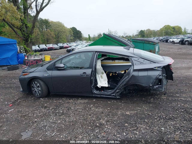 Toyota Prius Prime Limited 2022 JTDKAMFP3N3201821 Image 14