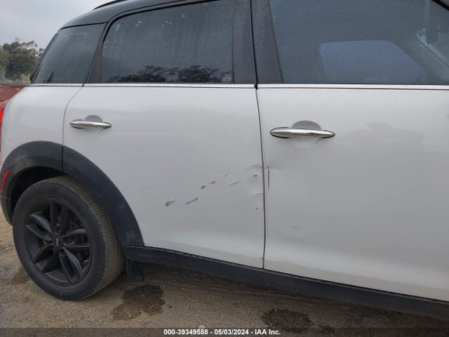 2013 MINI COUNTRYMAN WMWZC3C54DWP21395 Photo 5
