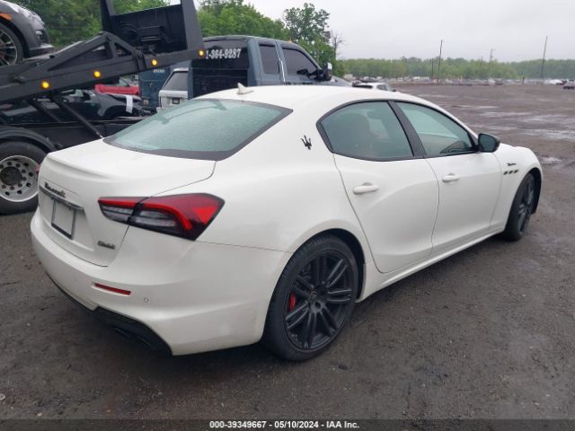 ZAM57YTM6N1389643 Maserati Ghibli Modena Q4