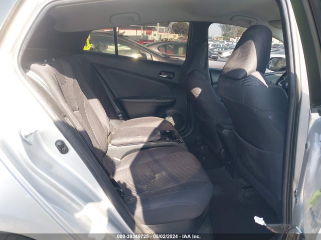 Toyota Prius Prime Plus 2017 JTDKARFP4H3011530 Image 8