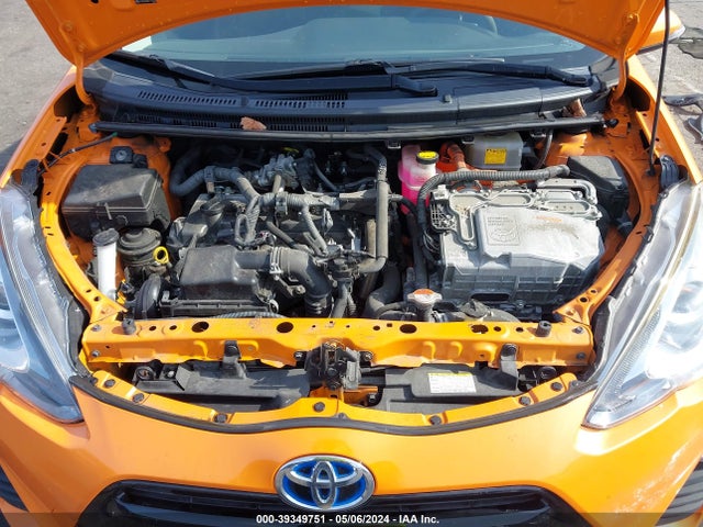Toyota Prius C Three 2016 JTDKDTB3XG1116316 Image 10