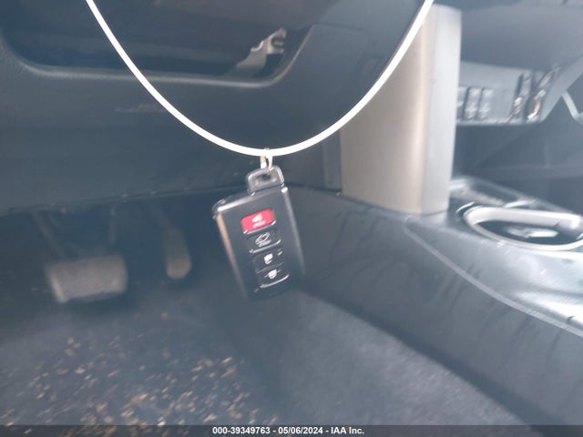Toyota Rav4 Limited 2018 2T3YFREV4JW500105 Image 11