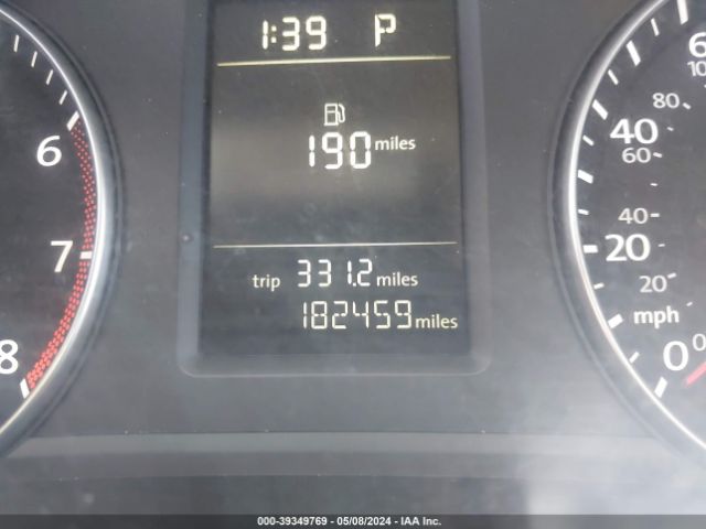 1VWAT7A33EC057194 Volkswagen Passat 1.8t Wolfsburg Edition