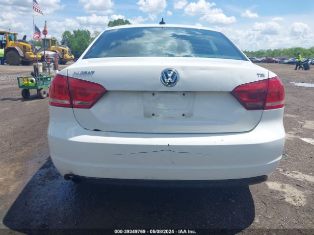 1VWAT7A33EC057194 Volkswagen Passat 1.8t Wolfsburg Edition