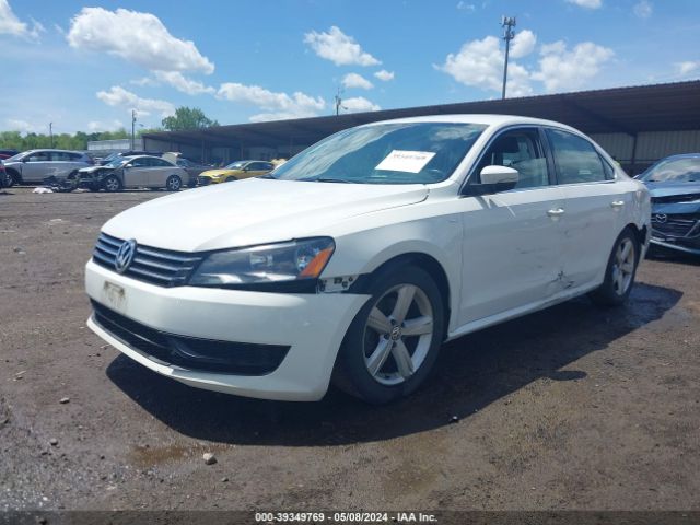 1VWAT7A33EC057194 Volkswagen Passat 1.8t Wolfsburg Edition
