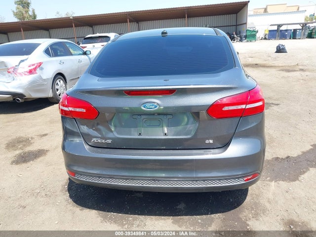 Ford FOCUS SE 2015 1FADP3F27FL275448 Image 17