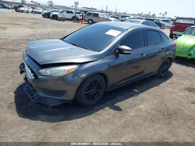 Ford FOCUS SE 2015 1FADP3F27FL275448 Image 2