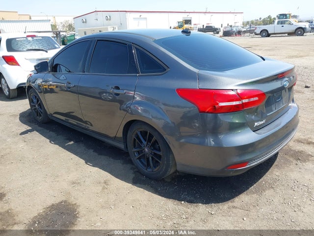 Ford FOCUS SE 2015 1FADP3F27FL275448 Image 3