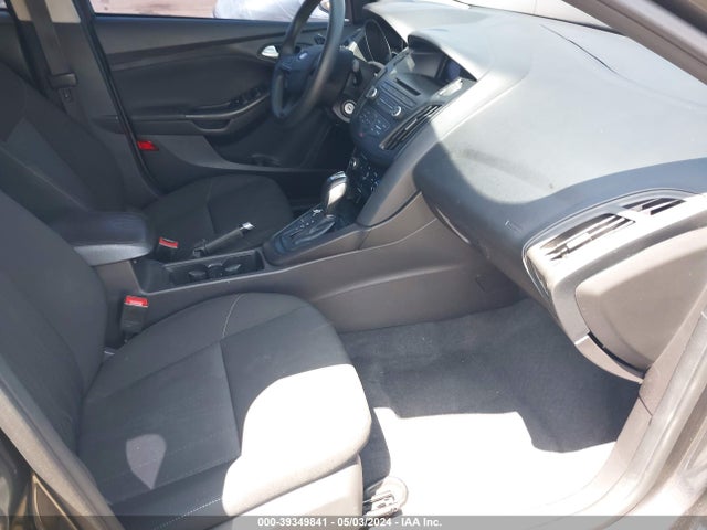 Ford FOCUS SE 2015 1FADP3F27FL275448 Image 5