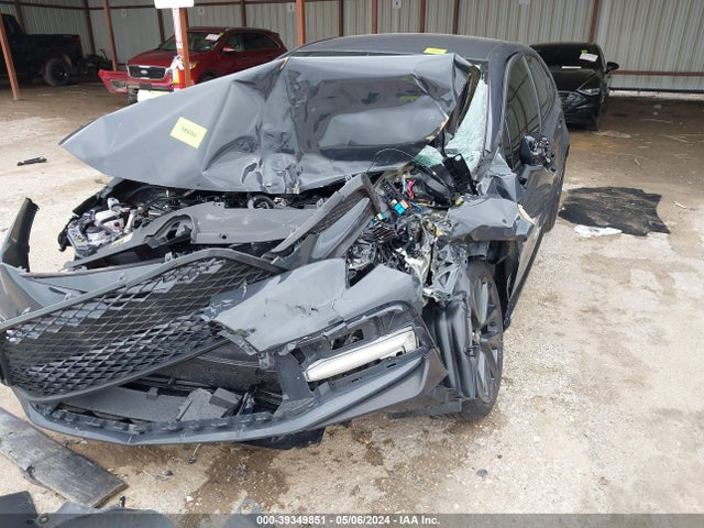 Toyota COROLLA SE 2024 5YFS4MCE6RP178333 Image 2