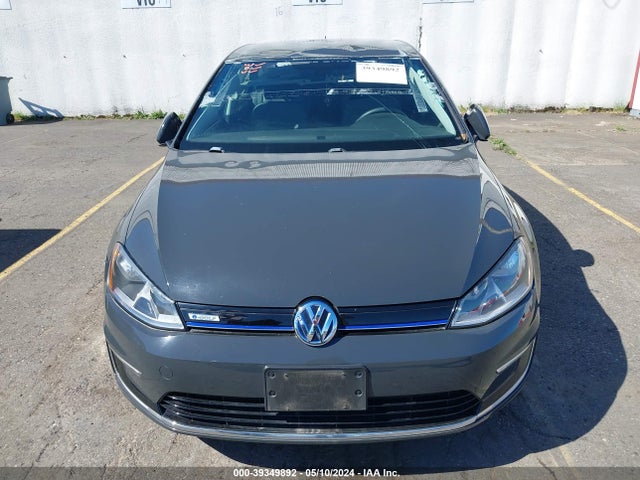 WVWKP7AU3GW910893 Volkswagen E-golf Se