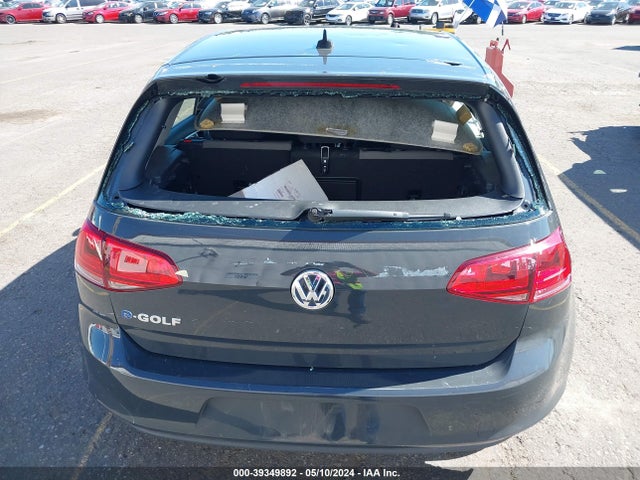 WVWKP7AU3GW910893 Volkswagen E-golf Se