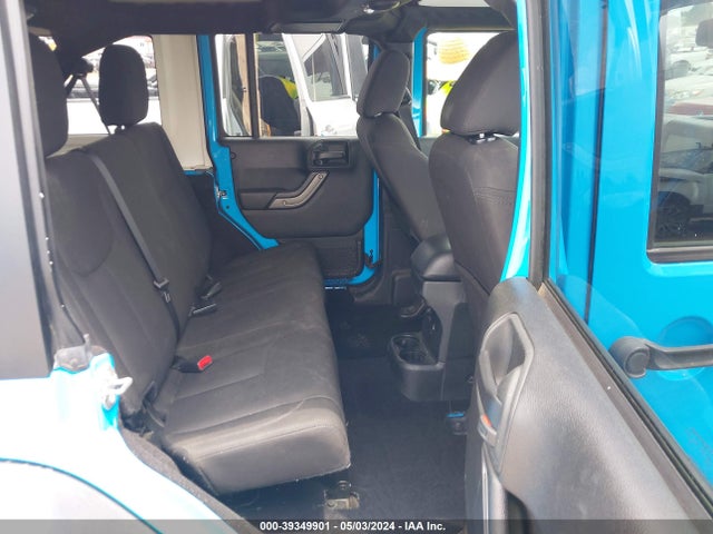 1C4BJWDG7JL810662 Jeep Wrangler Jk Unlimited Sport S 4x4
