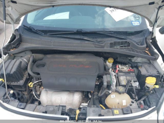 ZFBCFXDT2GP396073 Fiat 500x Lounge
