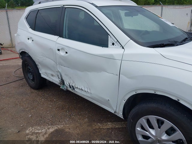 Nissan ROGUE S 2016 KNMAT2MTXGP707216 Image 6