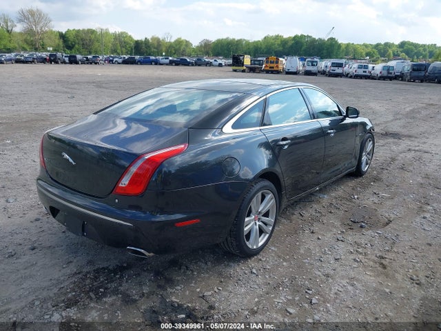 2012 JAGUAR XJ SAJWA2GB9CLV29381 Photo 3