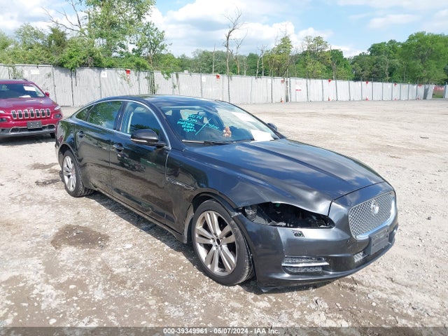2012 JAGUAR XJ SAJWA2GB9CLV29381 Photo 5