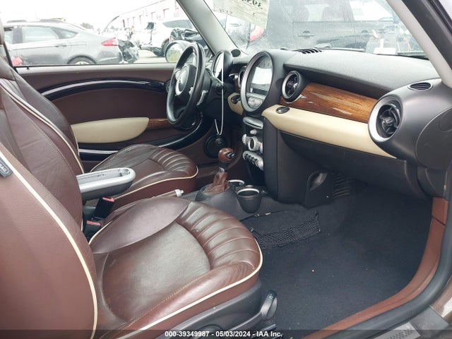 2009 MINI COOPER S CLUBMAN WMWMM33559TP92041 Photo 4