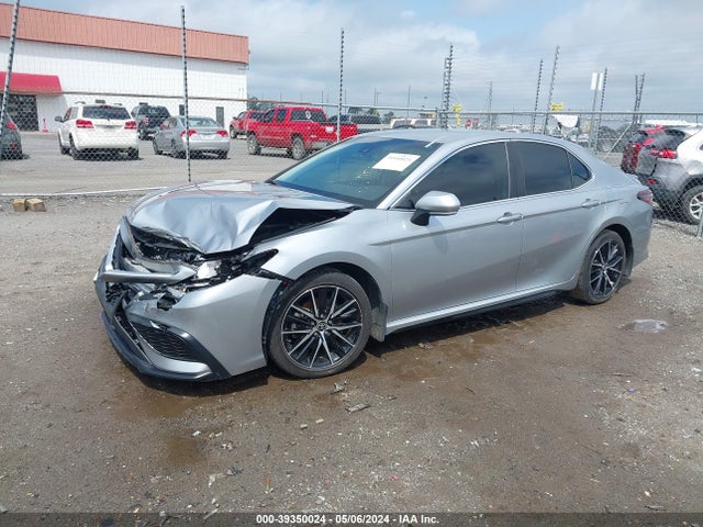 4T1T11AK3MU542610 Toyota CAMRY SE