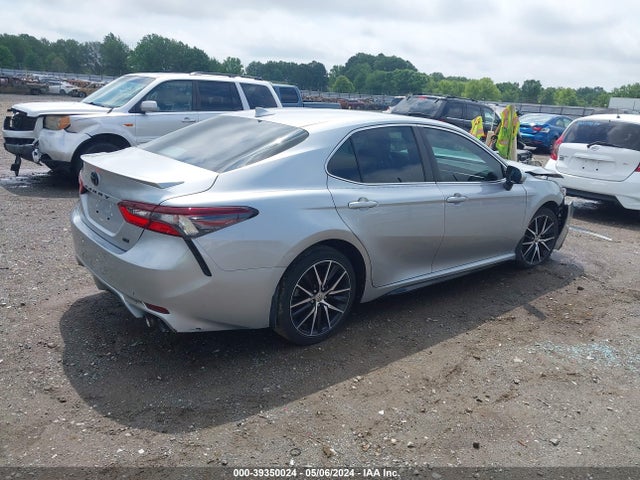 4T1T11AK3MU542610 Toyota CAMRY SE