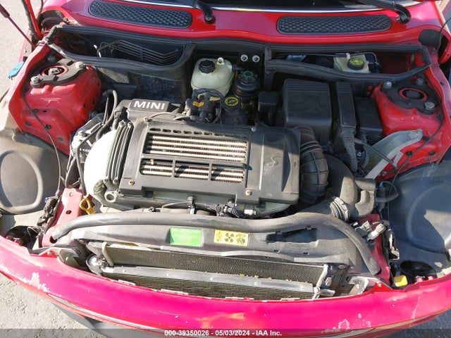2006 MINI COOPER S WMWRE335X6TJ40644 Photo 9