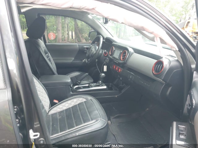 Toyota Tacoma Sr5 V6 2017 3TMAZ5CN9HM051889 Image 5