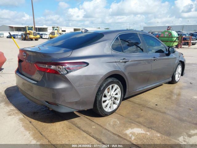 4T1C11AKXMU448952 Toyota CAMRY LE