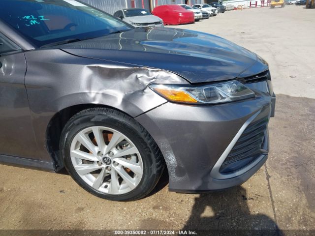 4T1C11AKXMU448952 Toyota CAMRY LE