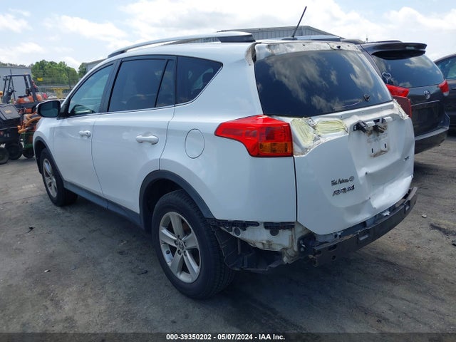 Toyota Rav4 Xle 2015 2T3WFREV5FW167119 Image 3