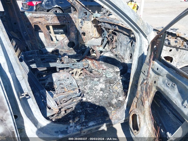 5J8YD3H55JL004393 Acura MDX