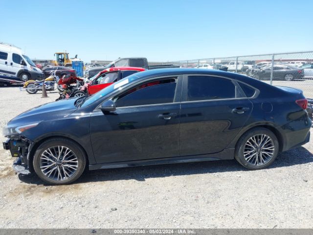 3KPF54AD4PE640279 KIA Forte Gt-line