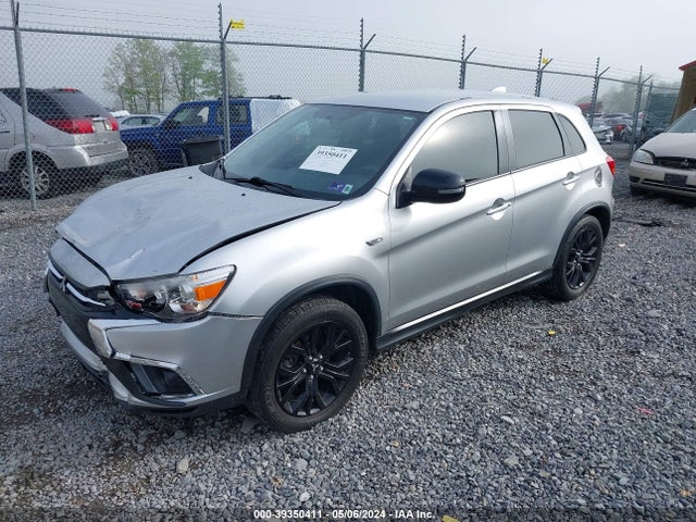 JA4AR3AU5JZ021771 Mitsubishi Outlander Sport 2.0 Le