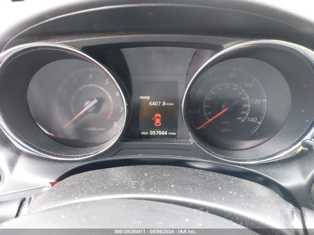 JA4AR3AU5JZ021771 Mitsubishi Outlander Sport 2.0 Le