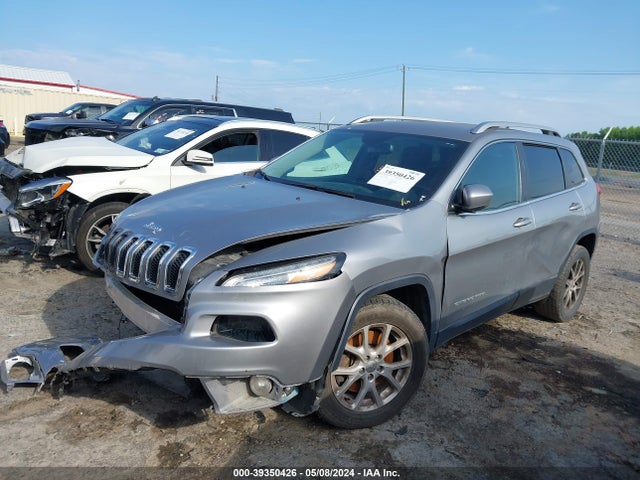 1C4PJLCS7HW507903 Jeep Cherokee Latitude Fwd