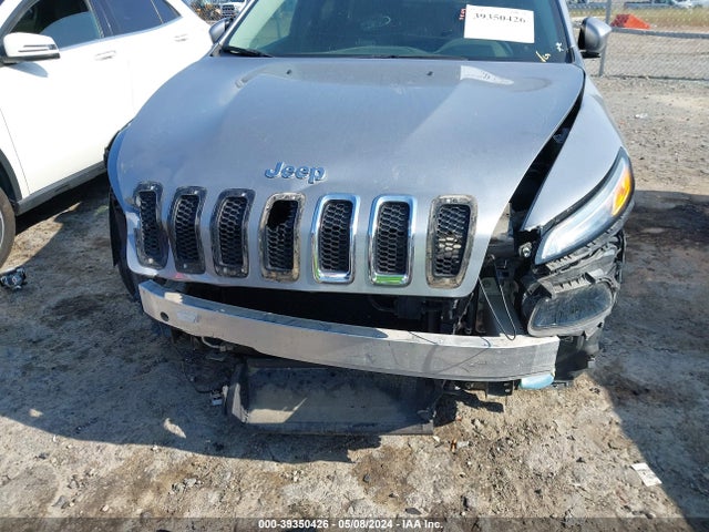 1C4PJLCS7HW507903 Jeep Cherokee Latitude Fwd