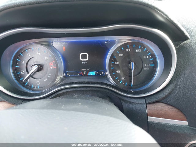 Продаж на аукціоні авто 2016 Chrysler 300c Platinum, vin: 2C3CCASG3GH124181, номер лоту: 39350455